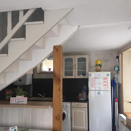 Petite Maison Au Coeur De L Auvergne Jumeaux Exterior foto